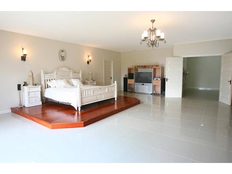 6 Cargellico Street, Maudsland QLD 4210