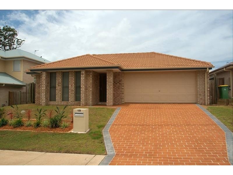 19 Moonie Drive, Coomera QLD 4209