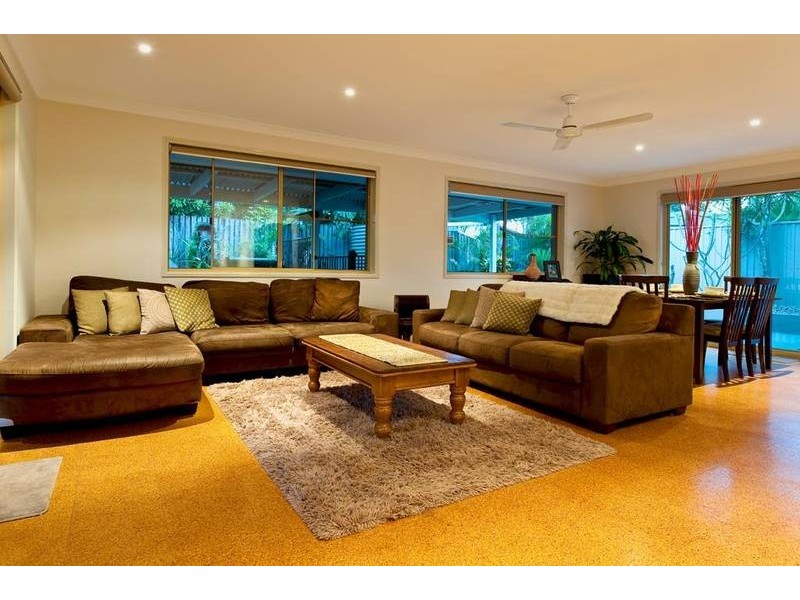 10 Muston Court, Carrara QLD 4211