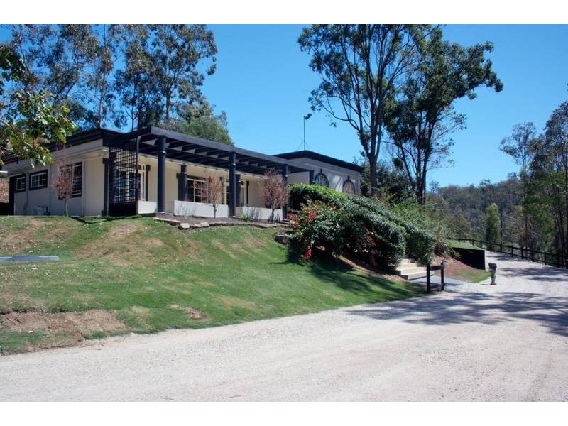 134 Crane Crescent, Nerang QLD 4211