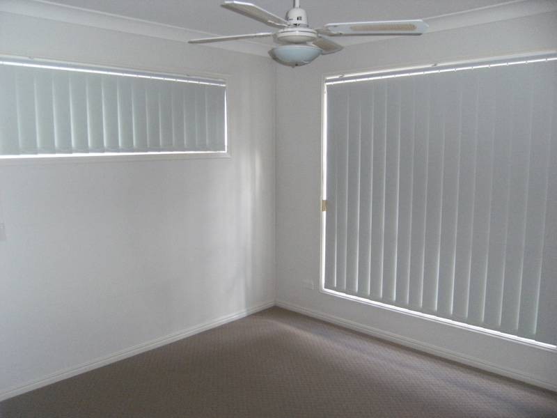 2/83 Kincaid Drive, Highland Park QLD 4211