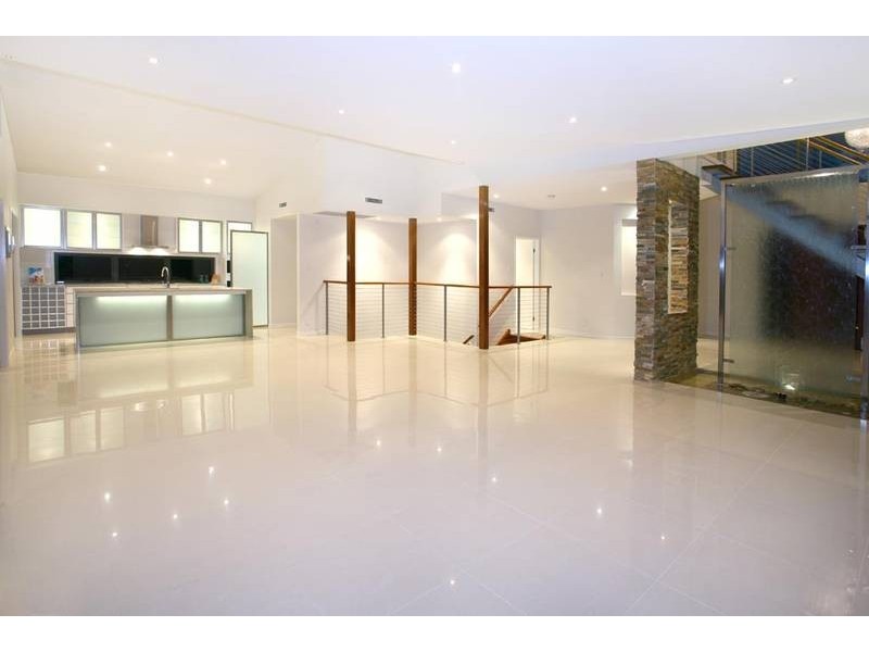 11 John Francis Drive, Carrara QLD 4211