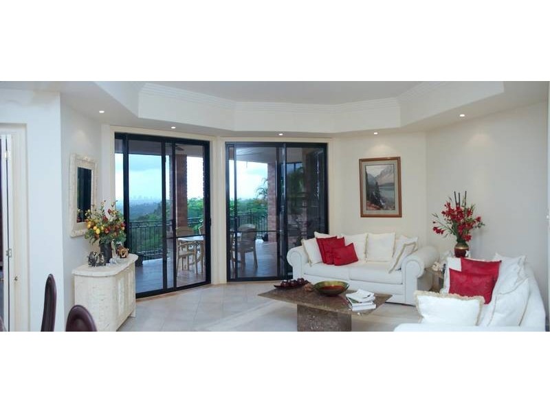 Highland Park QLD 4211