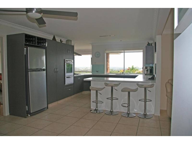 28 Kincaid Drive, Highland Park QLD 4211