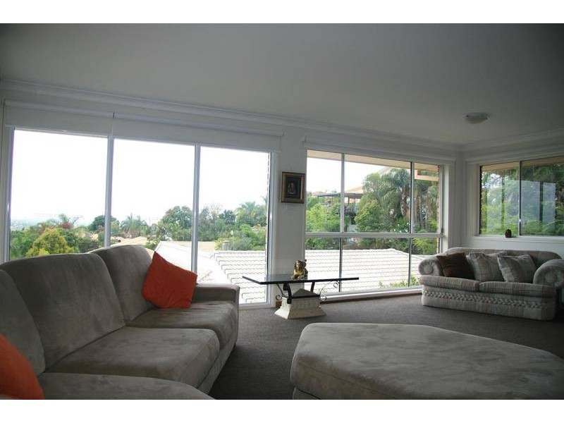28 Kincaid Drive, Highland Park QLD 4211