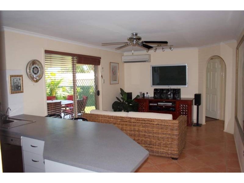 6 Matheson Court, Carrara QLD 4211