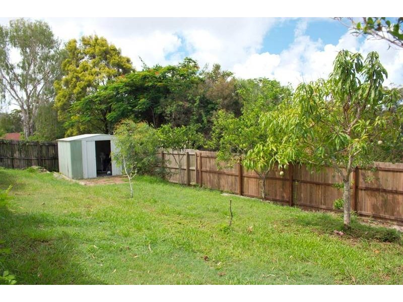 11 Kahlua Court, Highland Park QLD 4211