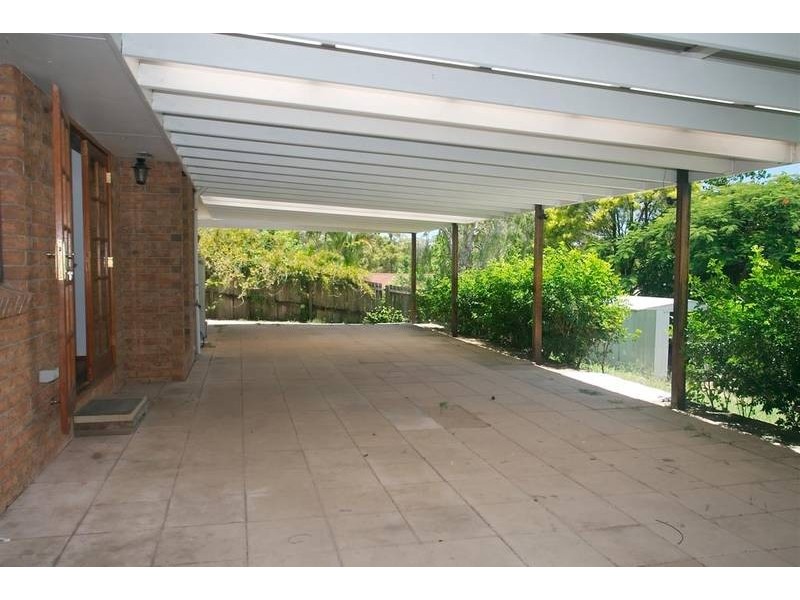11 Kahlua Court, Highland Park QLD 4211