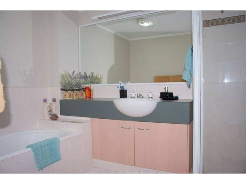 2/14 Rimu Place, Nerang QLD 4211