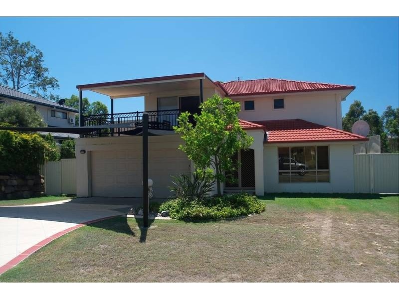 18 Golden Bear Drive, Arundel QLD 4214