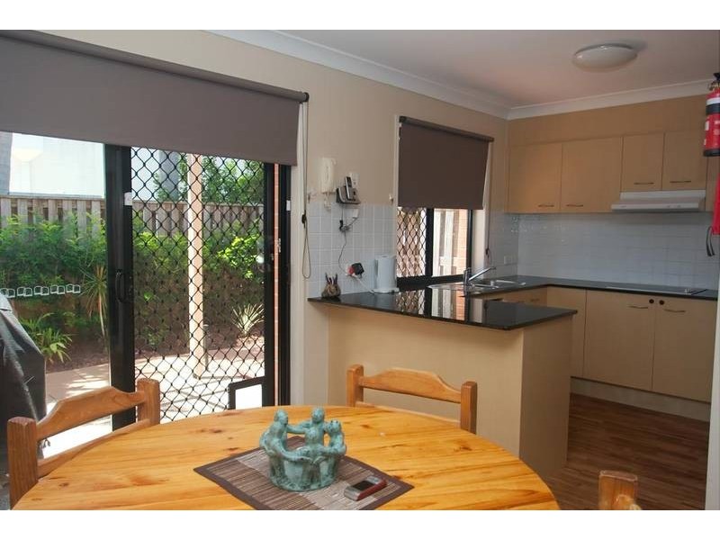 5/64 Gilston Road, Nerang QLD 4211