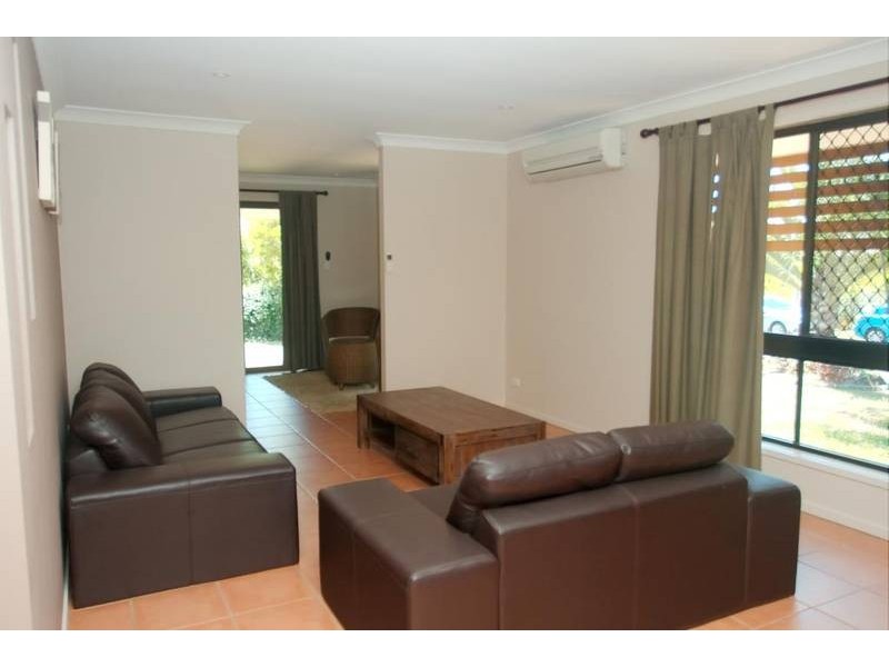 Gaven QLD 4211