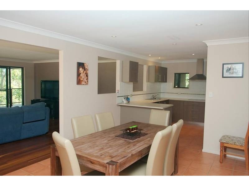Gaven QLD 4211