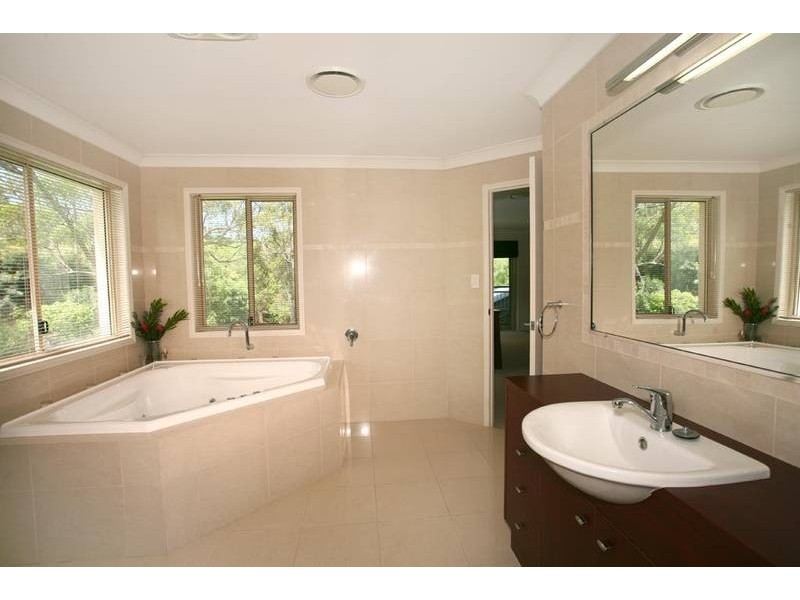 1 Conway Court, Nerang QLD 4211