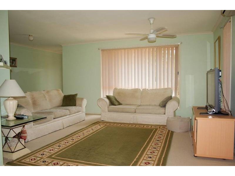 6 Marlene Court, Highland Park QLD 4211