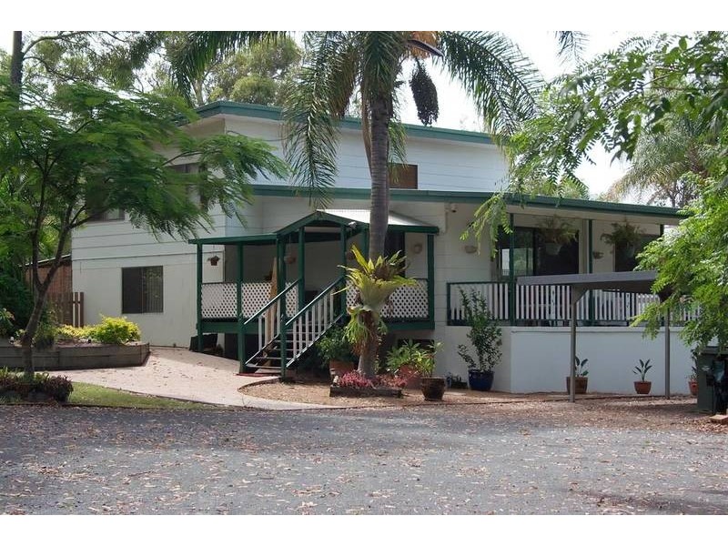 Gaven QLD 4211