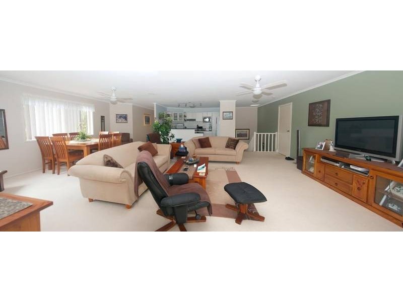 Highland Park QLD 4211