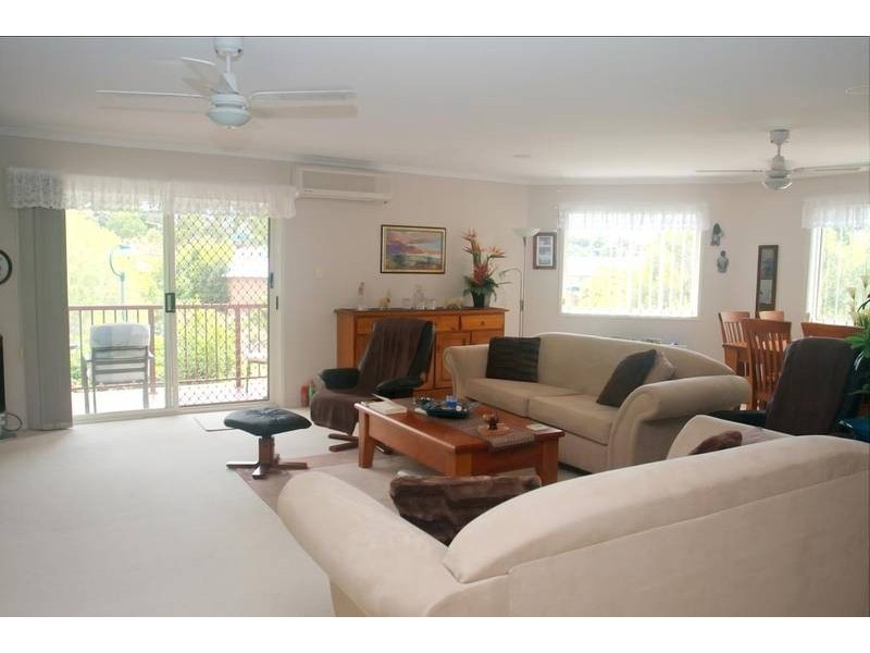 Highland Park QLD 4211