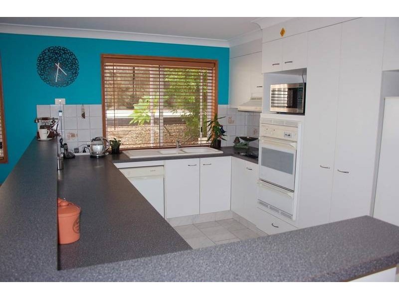 1 Lauder Court, Highland Park QLD 4211