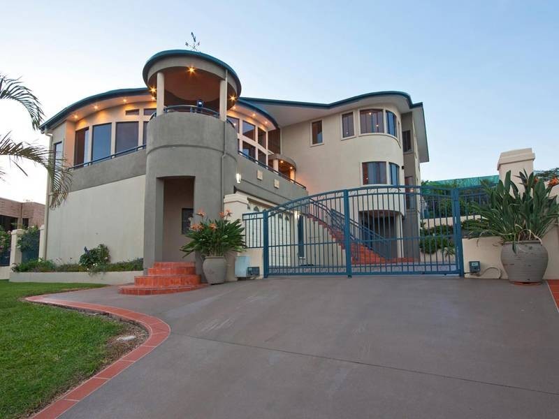 30 Ballah Crescent, Highland Park QLD 4211
