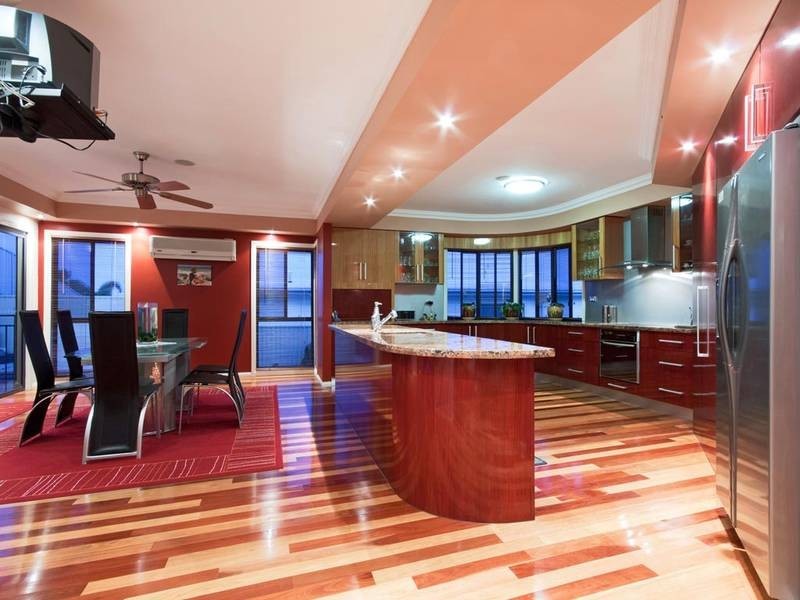 30 Ballah Crescent, Highland Park QLD 4211