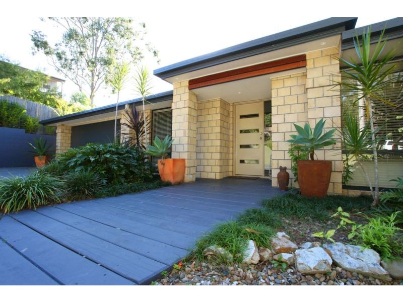 17 Moondani Drive, Nerang QLD 4211