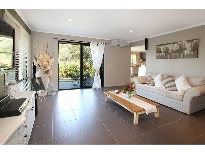 17 Moondani Drive, Nerang QLD 4211