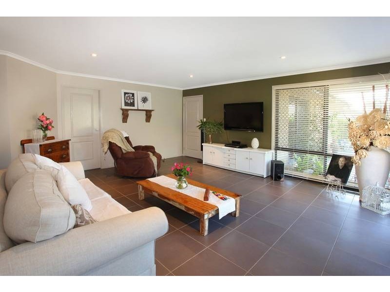 17 Moondani Drive, Nerang QLD 4211