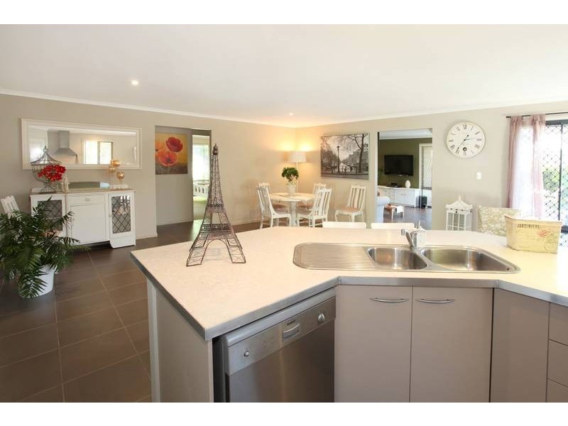 17 Moondani Drive, Nerang QLD 4211