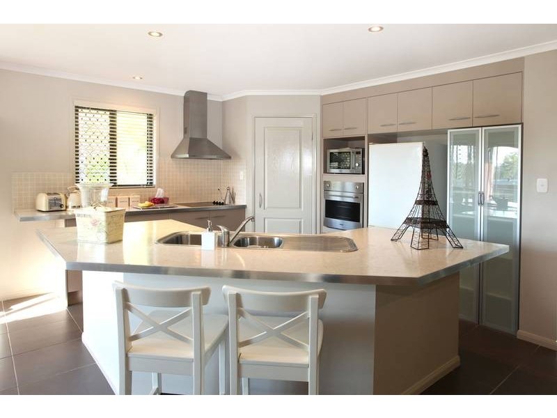 17 Moondani Drive, Nerang QLD 4211