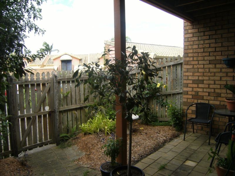 2/1 Kilpatrick Court, Highland Park QLD 4211