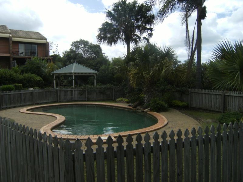 2/1 Kilpatrick Court, Highland Park QLD 4211