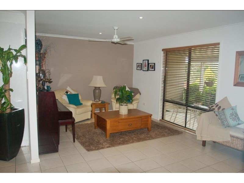 Worongary QLD 4213