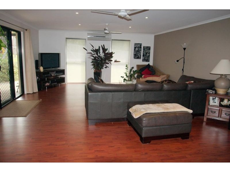 Worongary QLD 4213