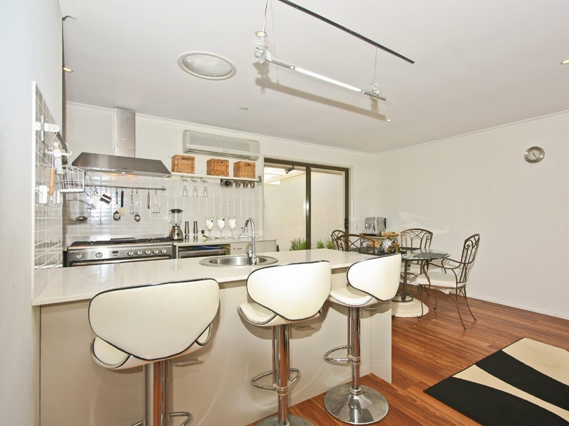 1/3 The Avenue, Nerang QLD 4211