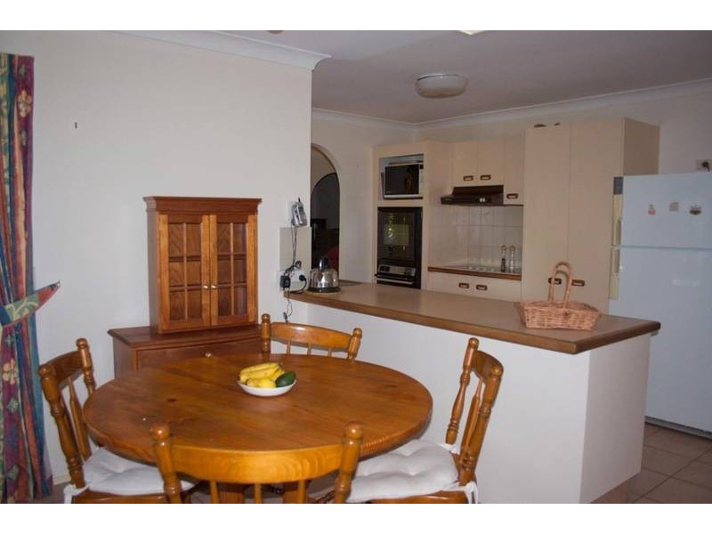 1 Burcott Court, Carrara QLD 4211