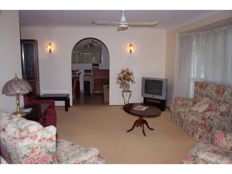 1 Burcott Court, Carrara QLD 4211
