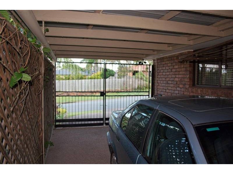 1 Burcott Court, Carrara QLD 4211