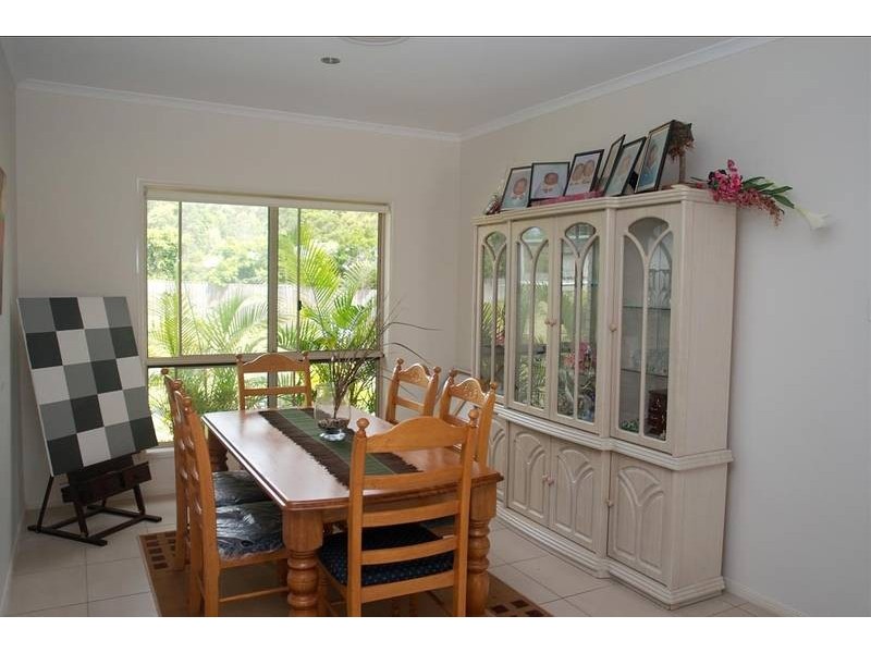 1 Willandra Court, Maudsland QLD 4210