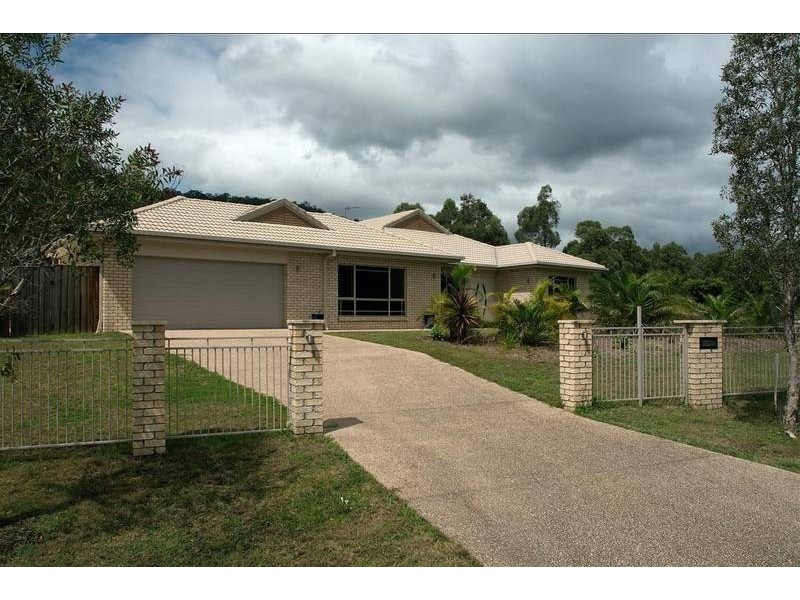 1 Willandra Court, Maudsland QLD 4210