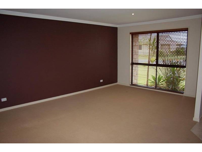 15 Old Kent Road, Upper Coomera QLD 4209