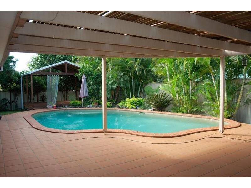 64 Teasdale Drive, Nerang QLD 4211