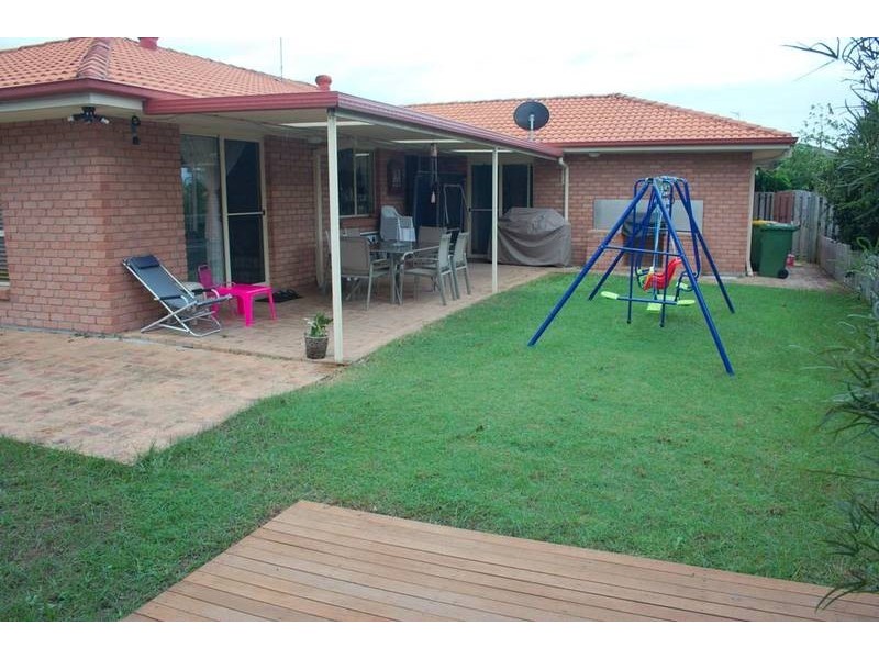 13 Penrhyn Street, Pacific Pines QLD 4211