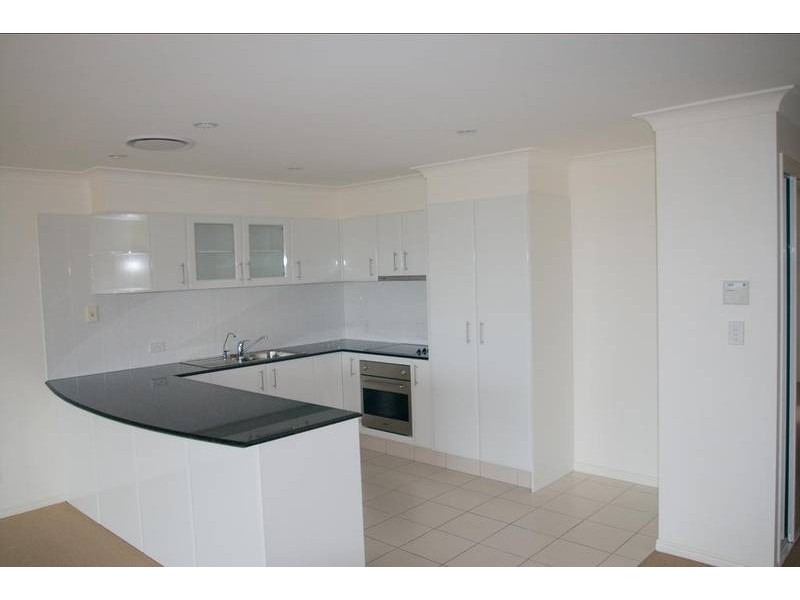 22/2 Ridgeline Way, Highland Park QLD 4211