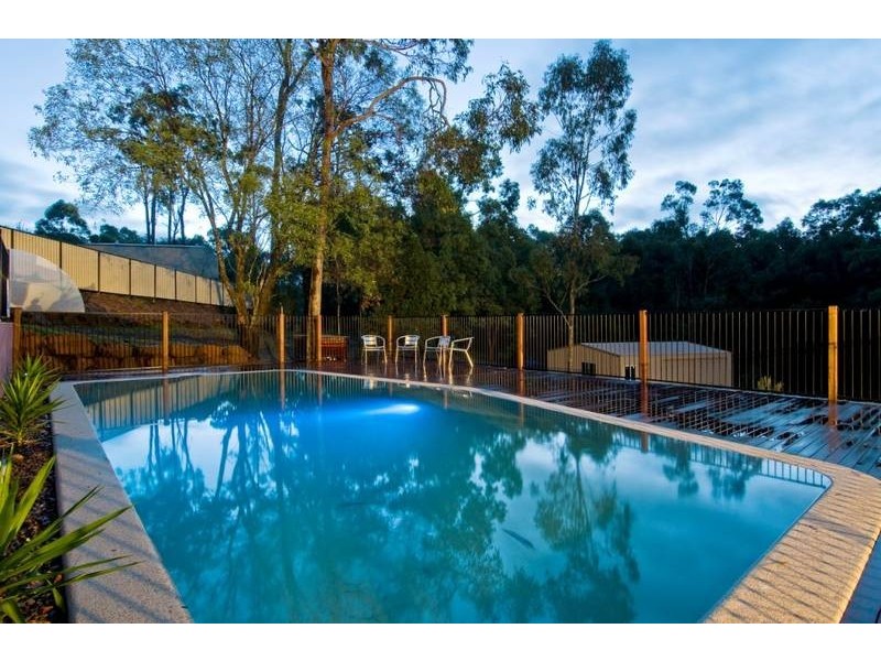 13 Barlee Place, Maudsland QLD 4210
