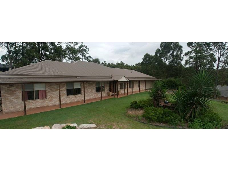 13 Barlee Place, Maudsland QLD 4210