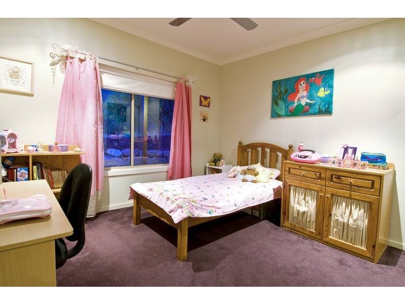13 Barlee Place, Maudsland QLD 4210