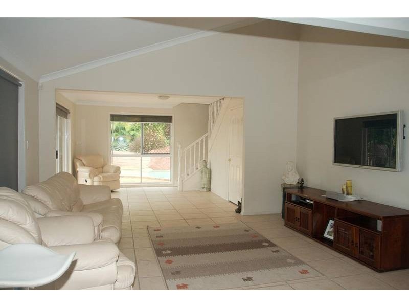 28 Kincaid Drive, Highland Park QLD 4211