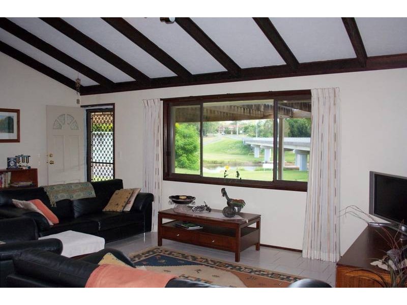 20 Birribi Avenue, Nerang QLD 4211