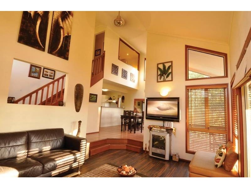 4 Pict Court, Nerang QLD 4211